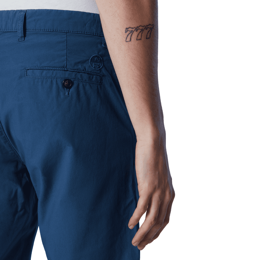 Pantalón Defender Slim Fit Chino Dark Denim